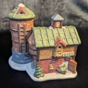 Vintage Holiday Summit Collection Village Christmas Barn Decoration 1992 House